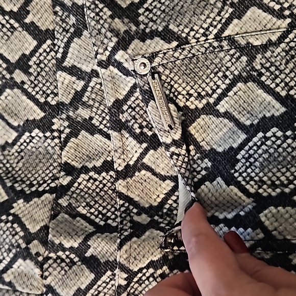 NWT Michael Kors Snake Print Jeggings - Picture 11 of 12